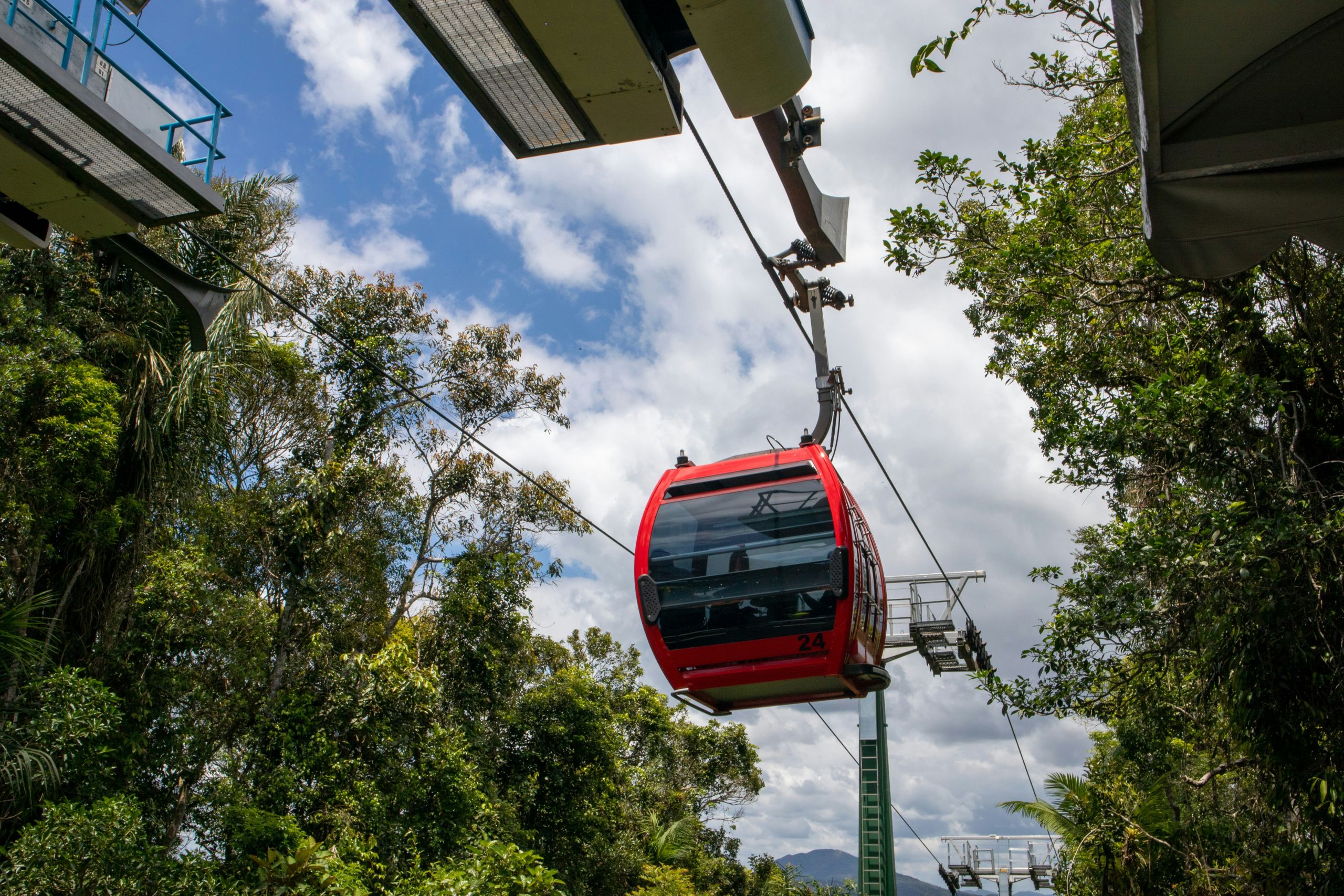 Teleférico de Balneário Camboriú: Uma Experiência Única Entre o Mar e a Mata Atlântica